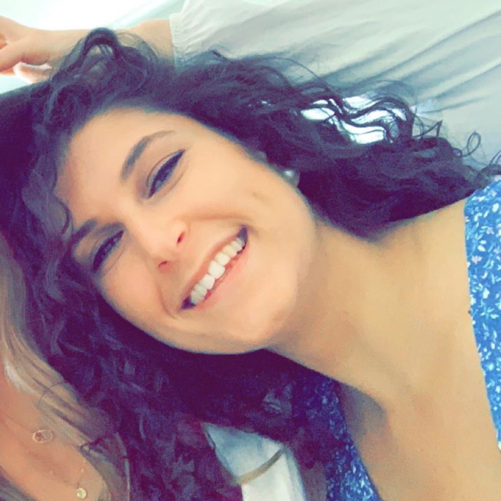 Meet your Posher, Lena